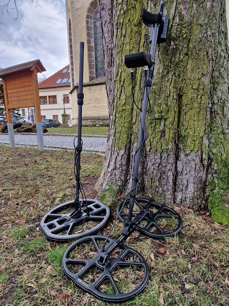 Detektor kovů Golden Mask HF1000, dvě cívky